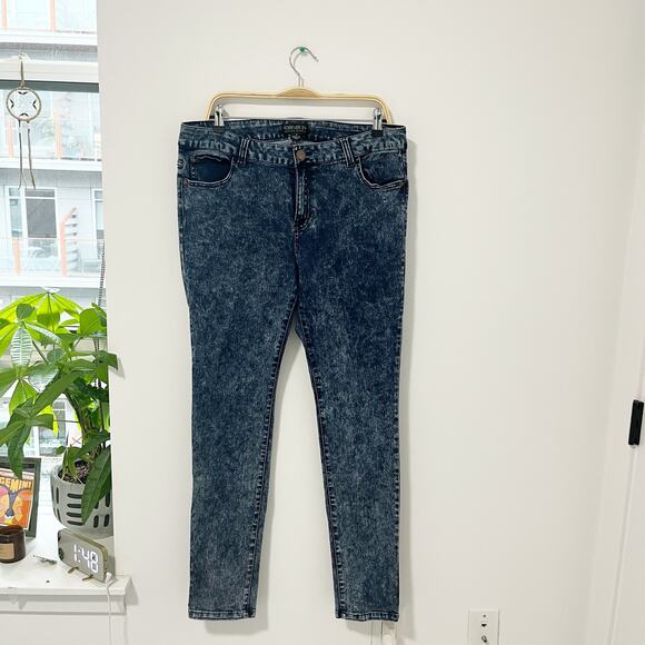 Forever 21 Dark Blue Acid Wash Style Skinny Jeans Size 14 - Picture 1 of 5